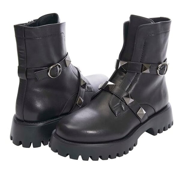 new VANELI Black Leather Zinky Moto Booties6T3
